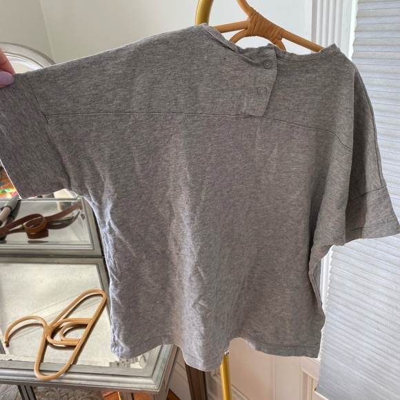 grey label t shirt - Picture 2 of 5